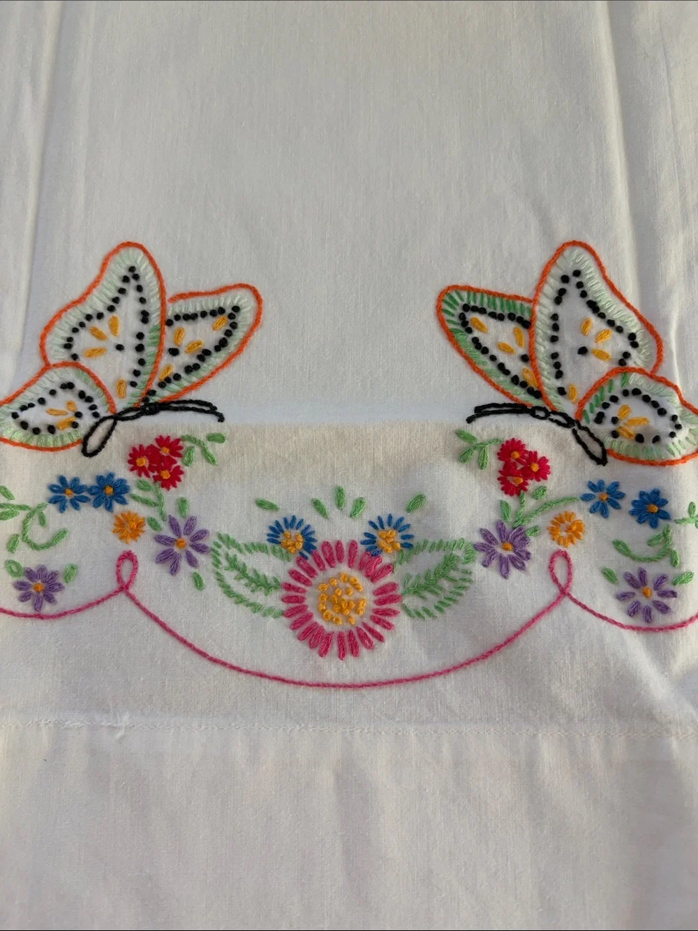 Vintage Embroidered Butterfly & Floral Pillowcase Set - White with Pink Accents